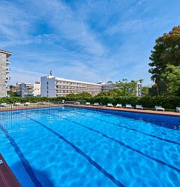 piscina apartamentos salou