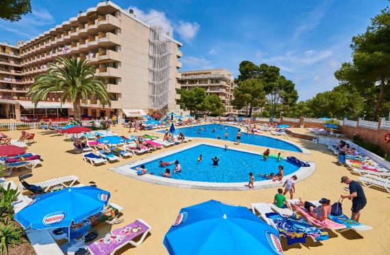 Piscinas del Aparthotel Inter 2 Salou