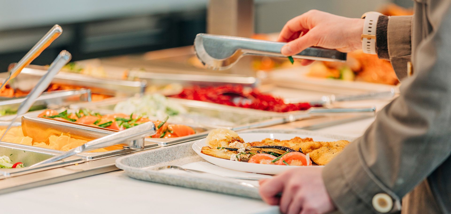 All-you-can-eat buffet for your holidays in Salou