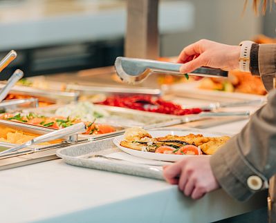 All-you-can-eat buffet for your holidays in Salou
